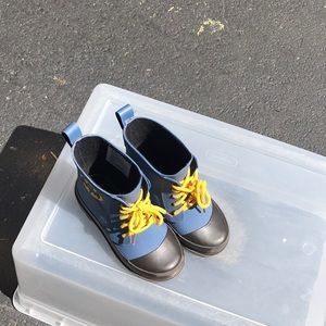 Boys baby gap Batman rain boots